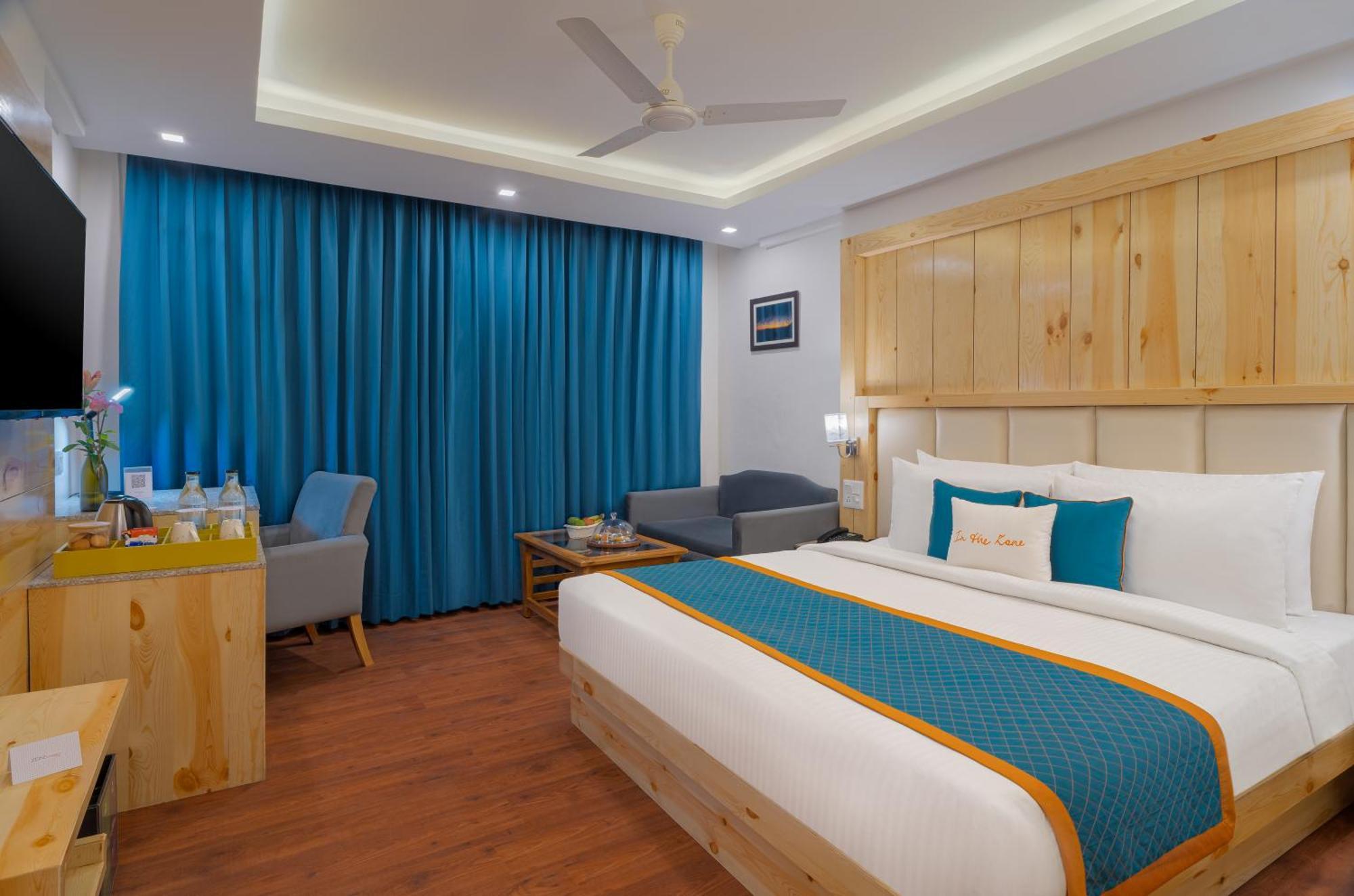 Hotel Zone Connect By The Park Masuri Exterior foto