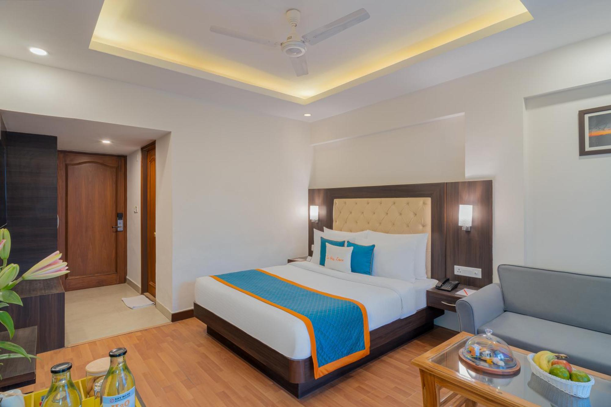 Hotel Zone Connect By The Park Masuri Exterior foto