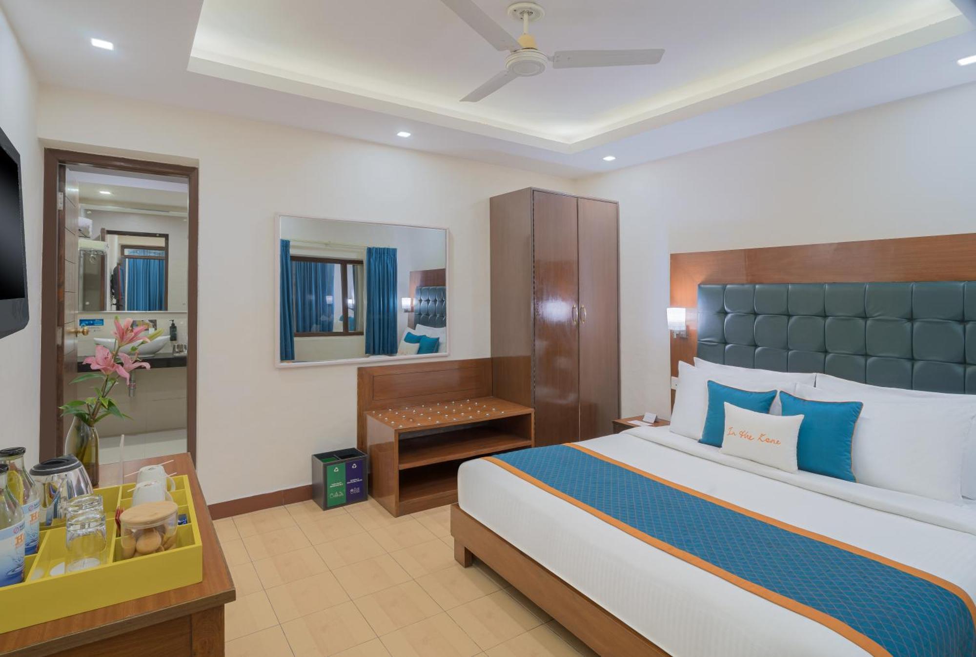 Hotel Zone Connect By The Park Masuri Exterior foto